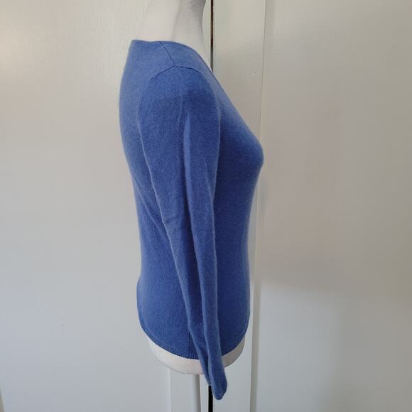 Peck & Peck Size S Blue 100 Percent Cashmere Soft V Neck Sweater - Picture 2 of 8